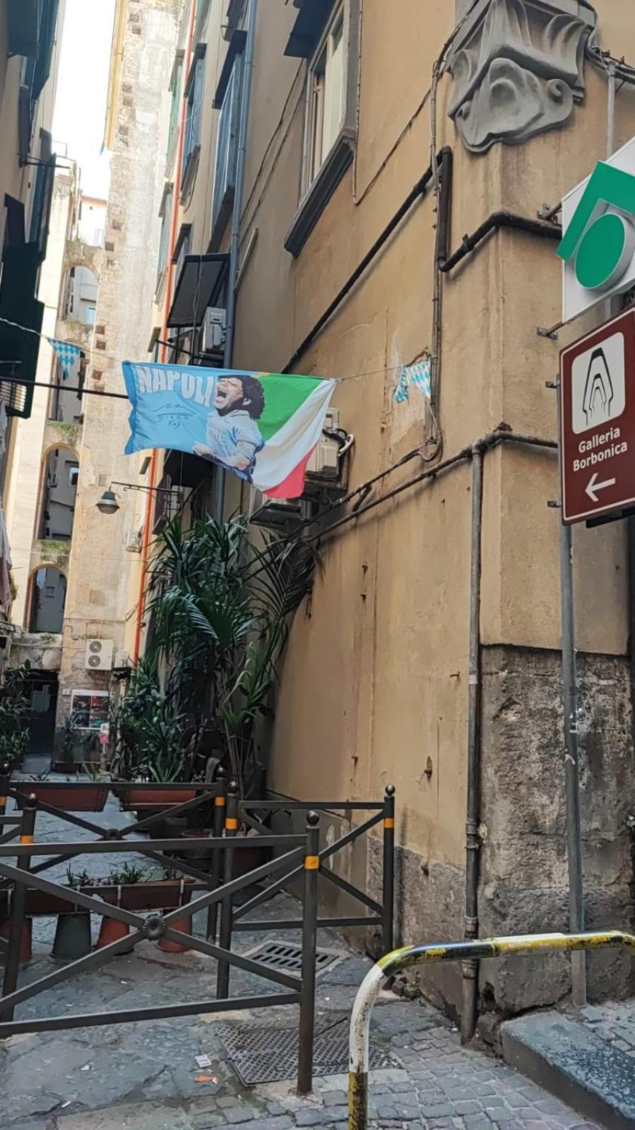 La Chicca Appartamento Intero Nei Quartieri Spagnoli Neapol Zewnętrze zdjęcie